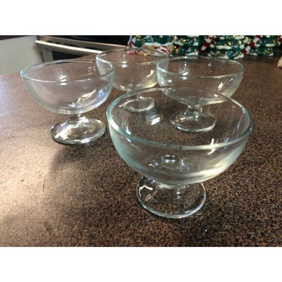 Vintage Dessert Bowls Set Of 4 - Picture 3 of 3